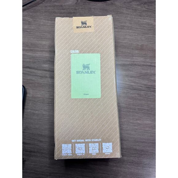 Stanley the iceflow flip straw Tumbler cup 30oz - Picture 7 of 10